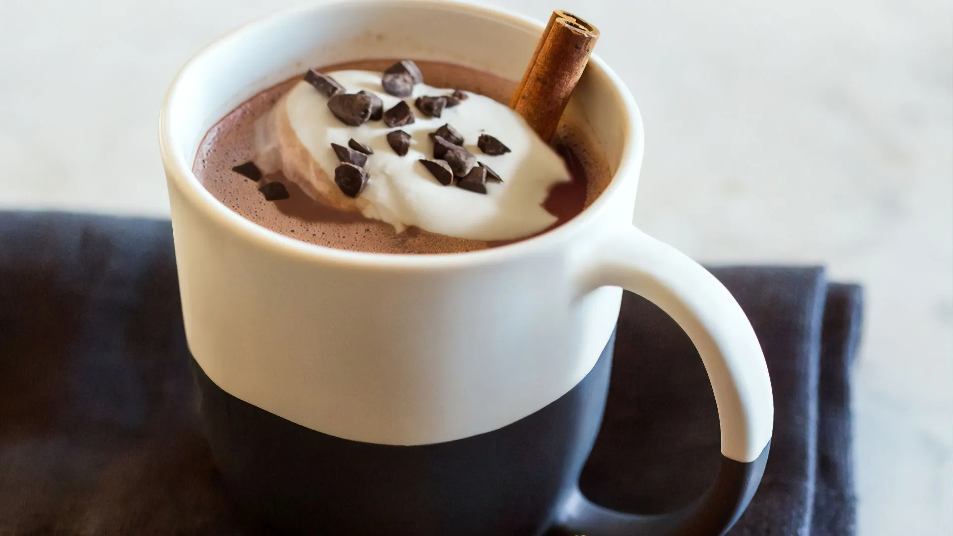 https://recipes.mohamedmouatacim.com/wp-content/uploads/2023/12/hot-chocolate-recipes.webp